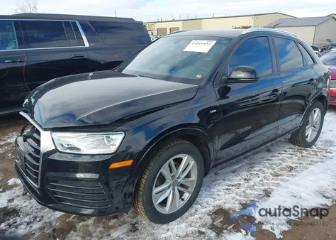 2018 Audi Q3 2.0T Premium/2.0T Sport Premium z USA, uszkodzony, nr VIN WA1ECCFS8JR027042